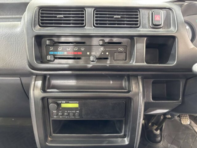 2001 DAIHATSU HIJET TRUCK