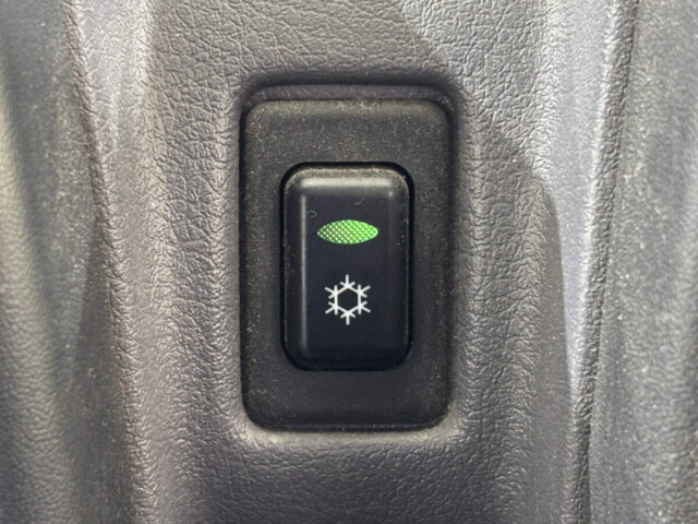 1995 MITSUBISHI BRAVO