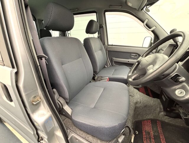 2001 DAIHATSU ATRAI