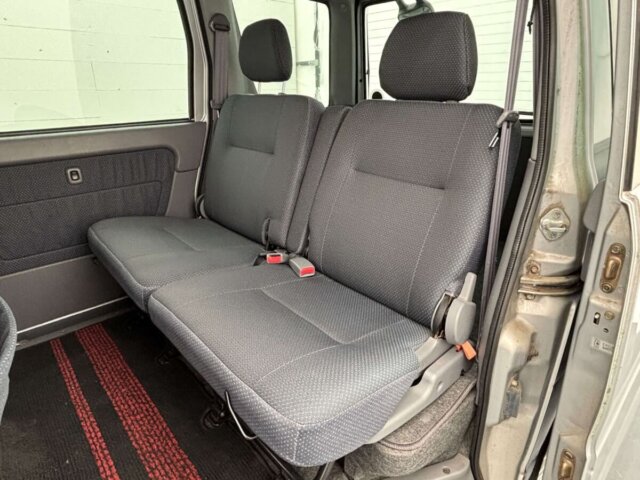 2001 DAIHATSU ATRAI