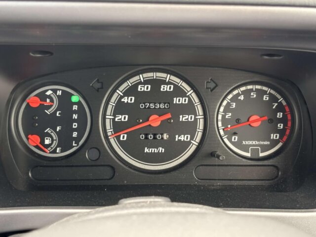 2001 DAIHATSU ATRAI