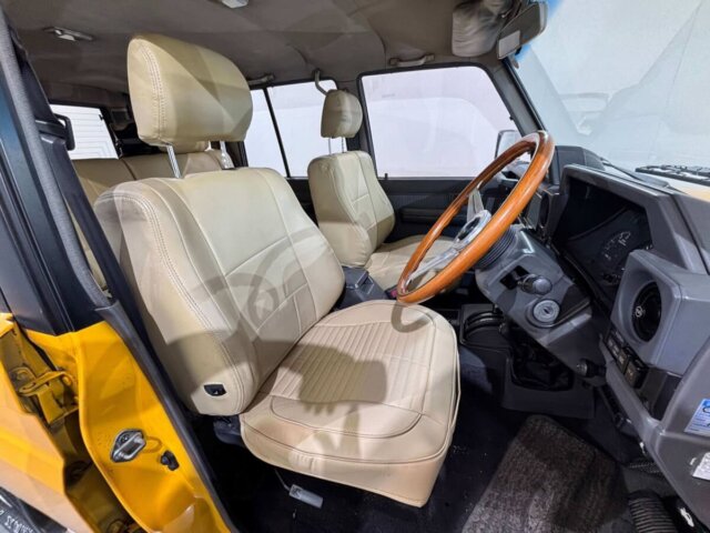1991 TOYOTA LAND CRUISER PRADO