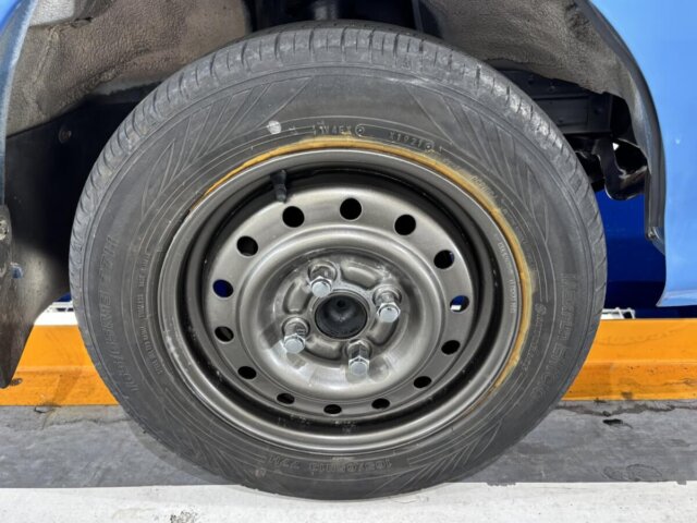 2000 DAIHATSU HIJET TRUCK