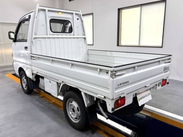 1994 MITSUBISHI MINICAB TRUCK