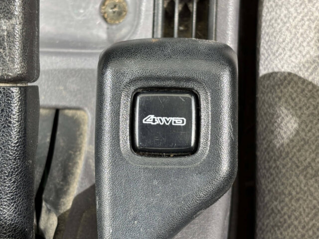1994 MITSUBISHI MINICAB TRUCK