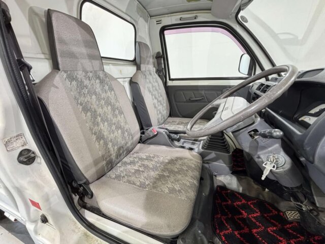 1994 MITSUBISHI MINICAB TRUCK