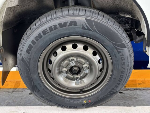 2000 DAIHATSU HIJET TRUCK