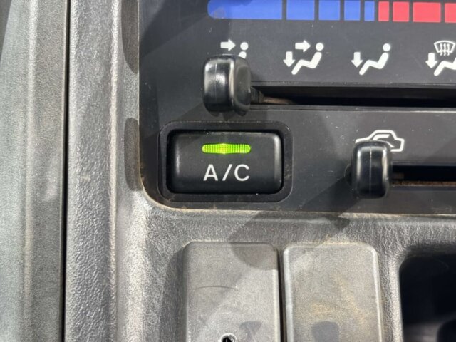 2000 SUBARU SAMBAR TRUCK
