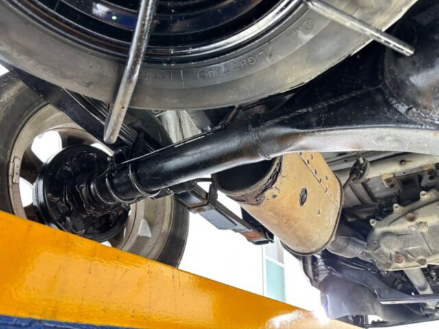 2000 DAIHATSU HIJET TRUCK