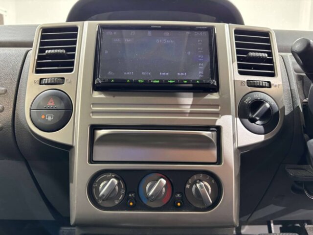 2006 NISSAN X-TRAIL