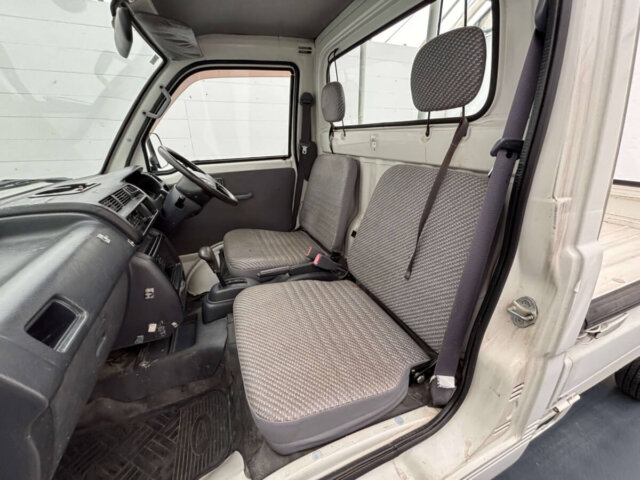 2000 DAIHATSU HIJET TRUCK