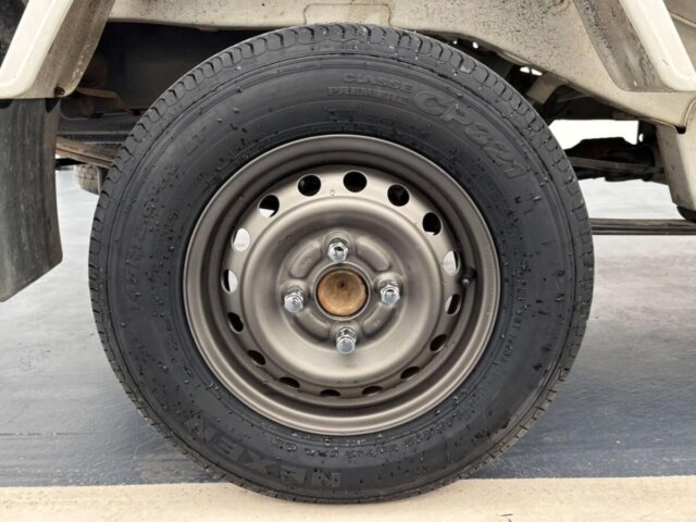 2000 DAIHATSU HIJET TRUCK