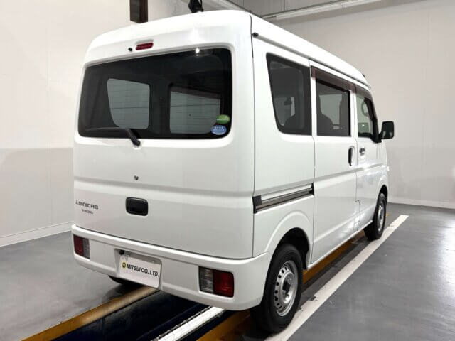 2018 MITSUBISHI MINICAB VAN