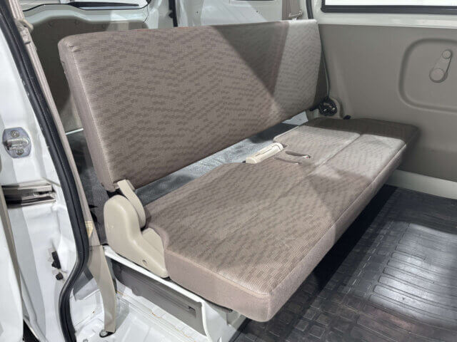 2018 MITSUBISHI MINICAB VAN