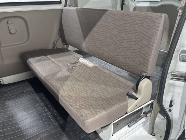 2018 MITSUBISHI MINICAB VAN