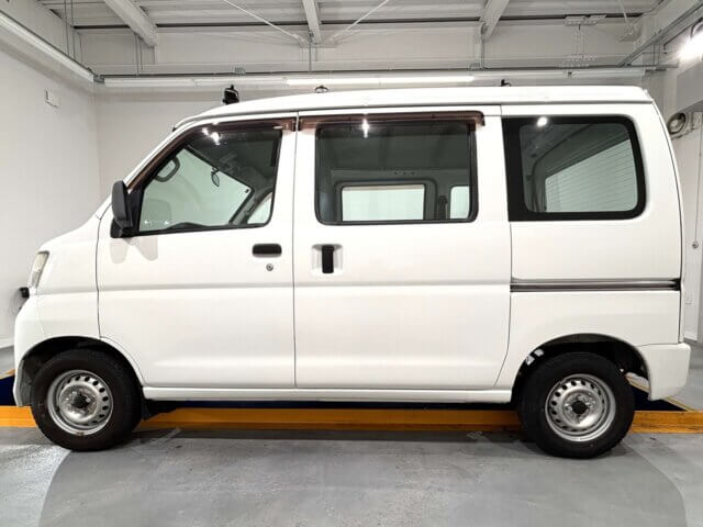 2016 DAIHATSU HIJET CARGO