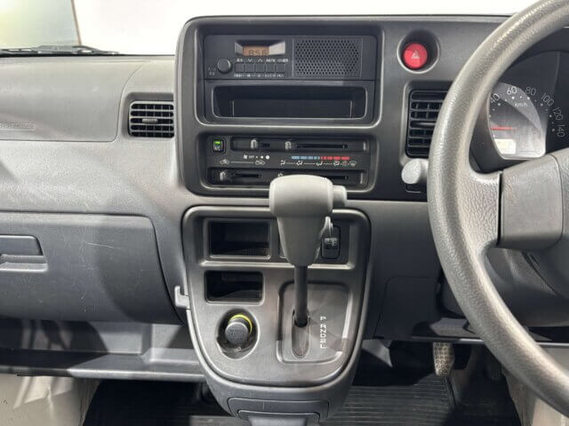 2016 DAIHATSU HIJET CARGO