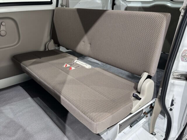2024 NISSAN CLIPPER VAN