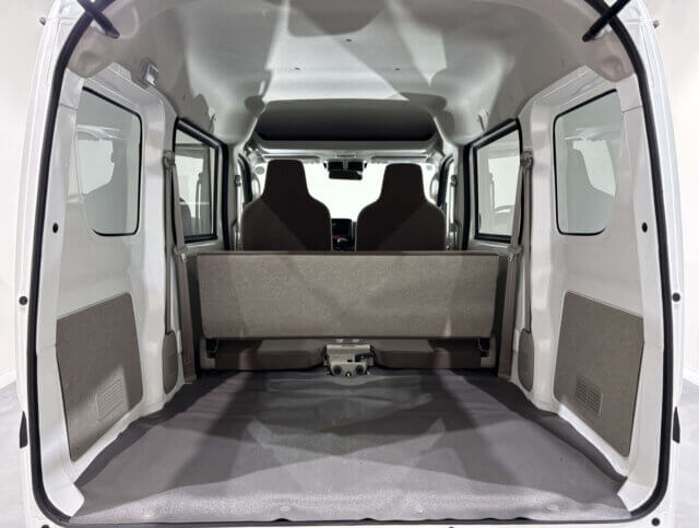 2024 NISSAN CLIPPER VAN