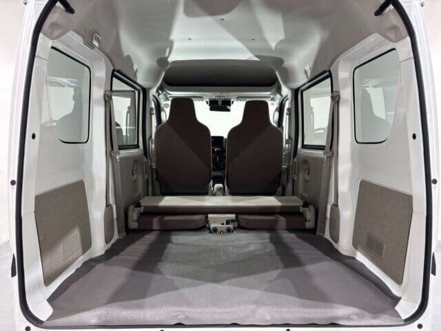 2024 NISSAN CLIPPER VAN