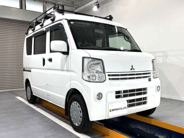 2020 MITSUBISHI MINICAB VAN