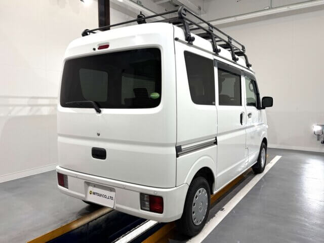 2020 MITSUBISHI MINICAB VAN