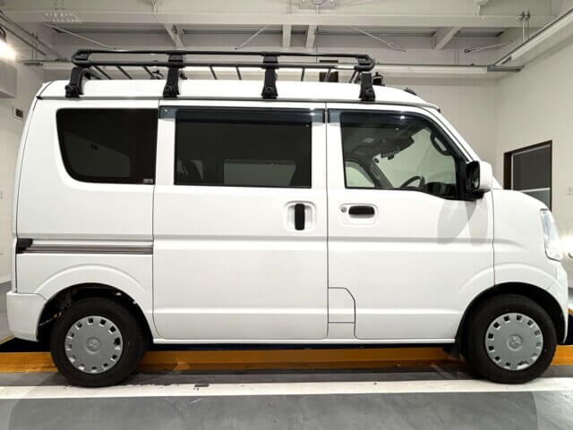 2020 MITSUBISHI MINICAB VAN