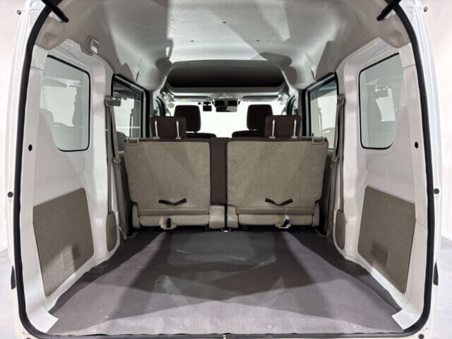 2020 MITSUBISHI MINICAB VAN
