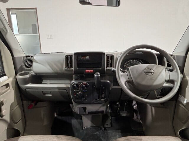 2017 NISSAN NV100 CLIPPER