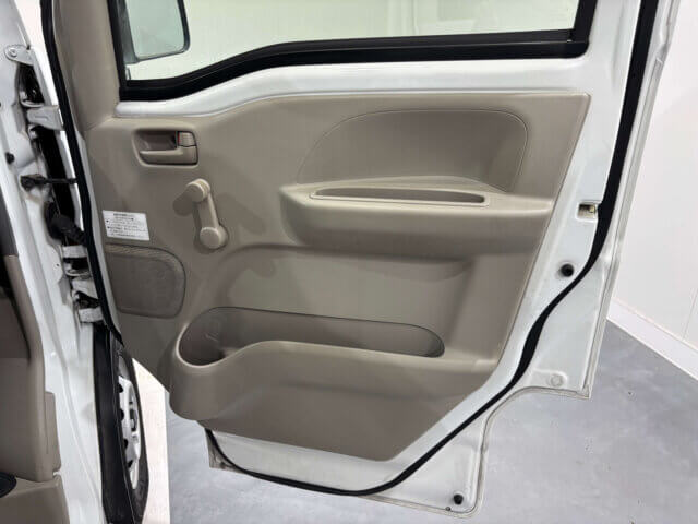 2017 NISSAN NV100 CLIPPER
