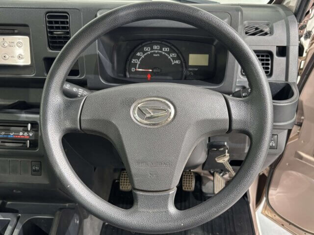 2015 DAIHATSU HIJET TRUCK