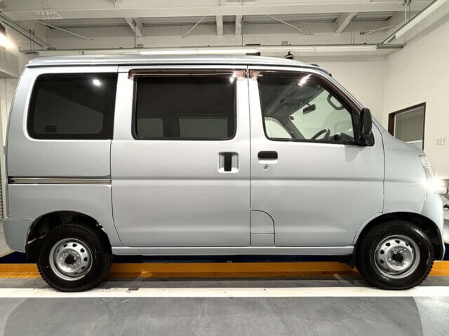 2012 TOYOTA PIXIS VAN