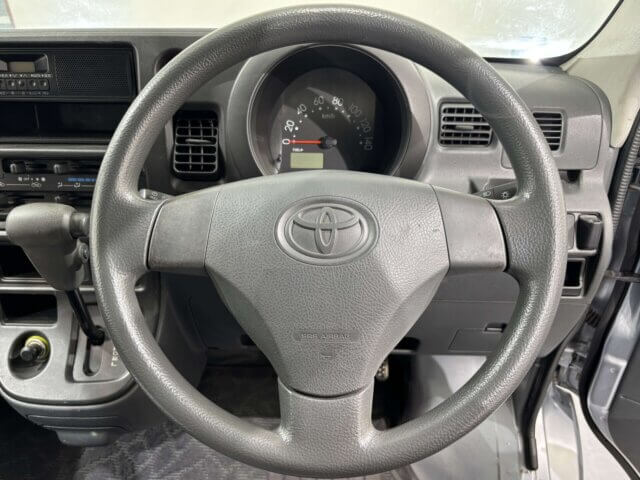 2012 TOYOTA PIXIS VAN