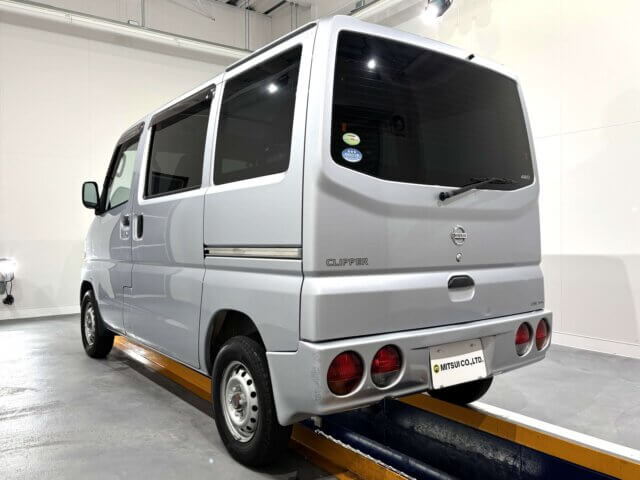 2005 NISSAN CLIPPER VAN