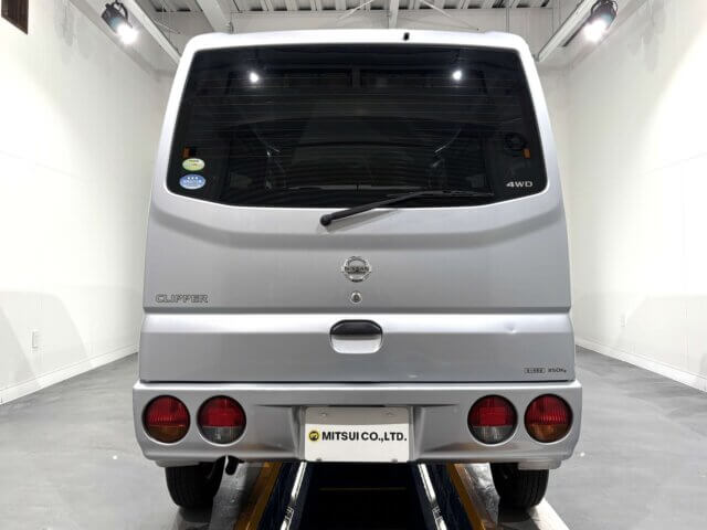 2005 NISSAN CLIPPER VAN