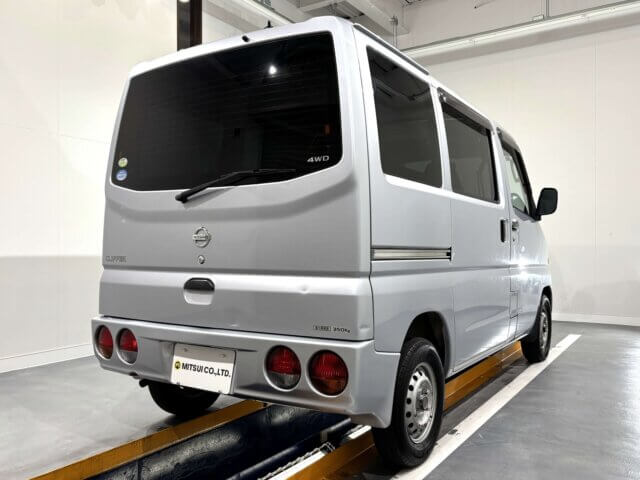 2005 NISSAN CLIPPER VAN