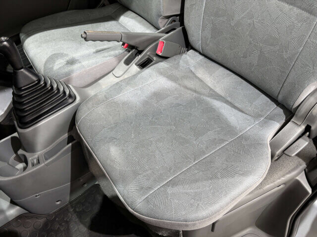 2005 NISSAN CLIPPER VAN
