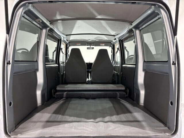 2005 NISSAN CLIPPER VAN